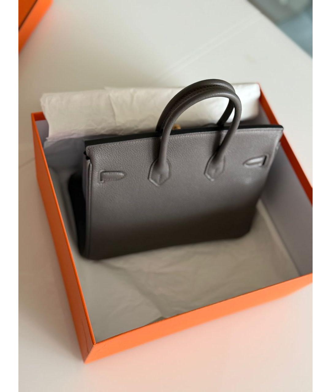 HERMES Серая кожаная сумка с короткими ручками, фото 5