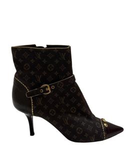 LOUIS VUITTON Ботильоны
