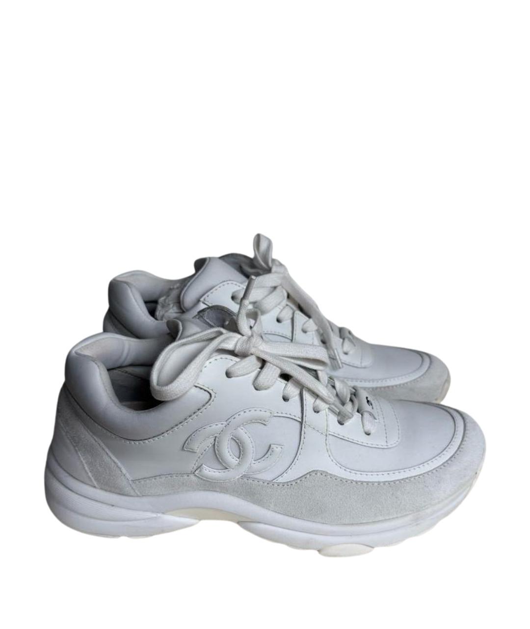 CHANEL Белые кожаные кроссовки, фото 1