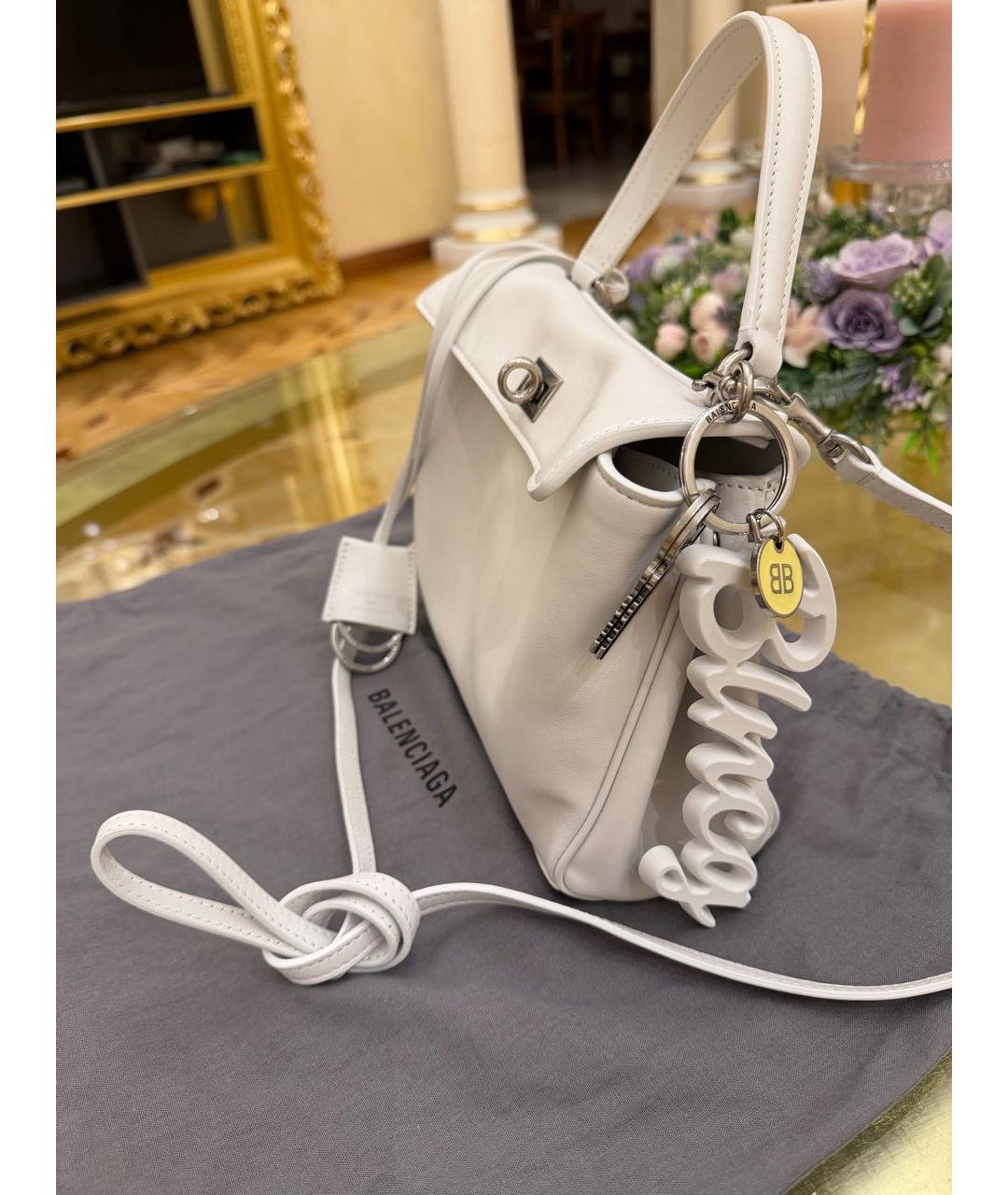 BALENCIAGA Белая кожаная сумка через плечо, фото 2