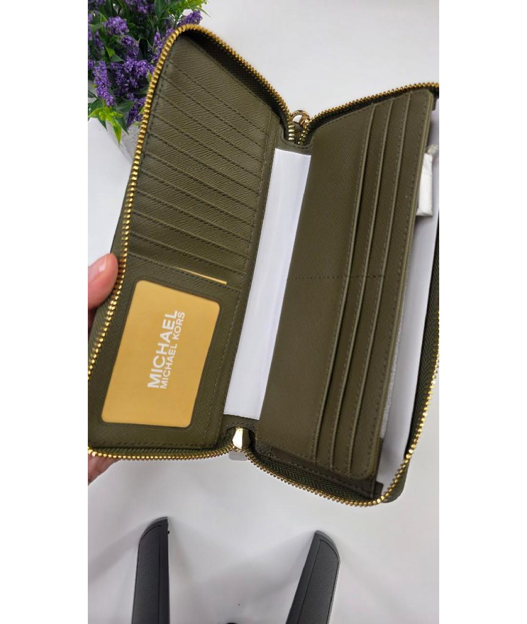 MICHAEL KORS Хаки кожаный кошелек, фото 2