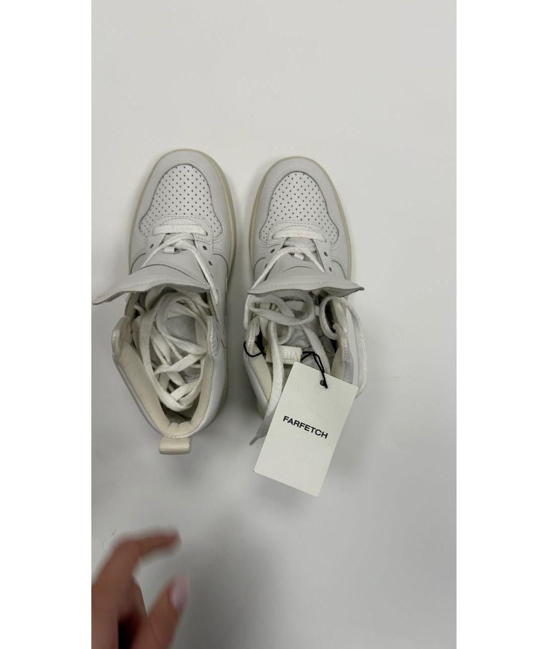 VEJA Белые кожаные кроссовки, фото 3