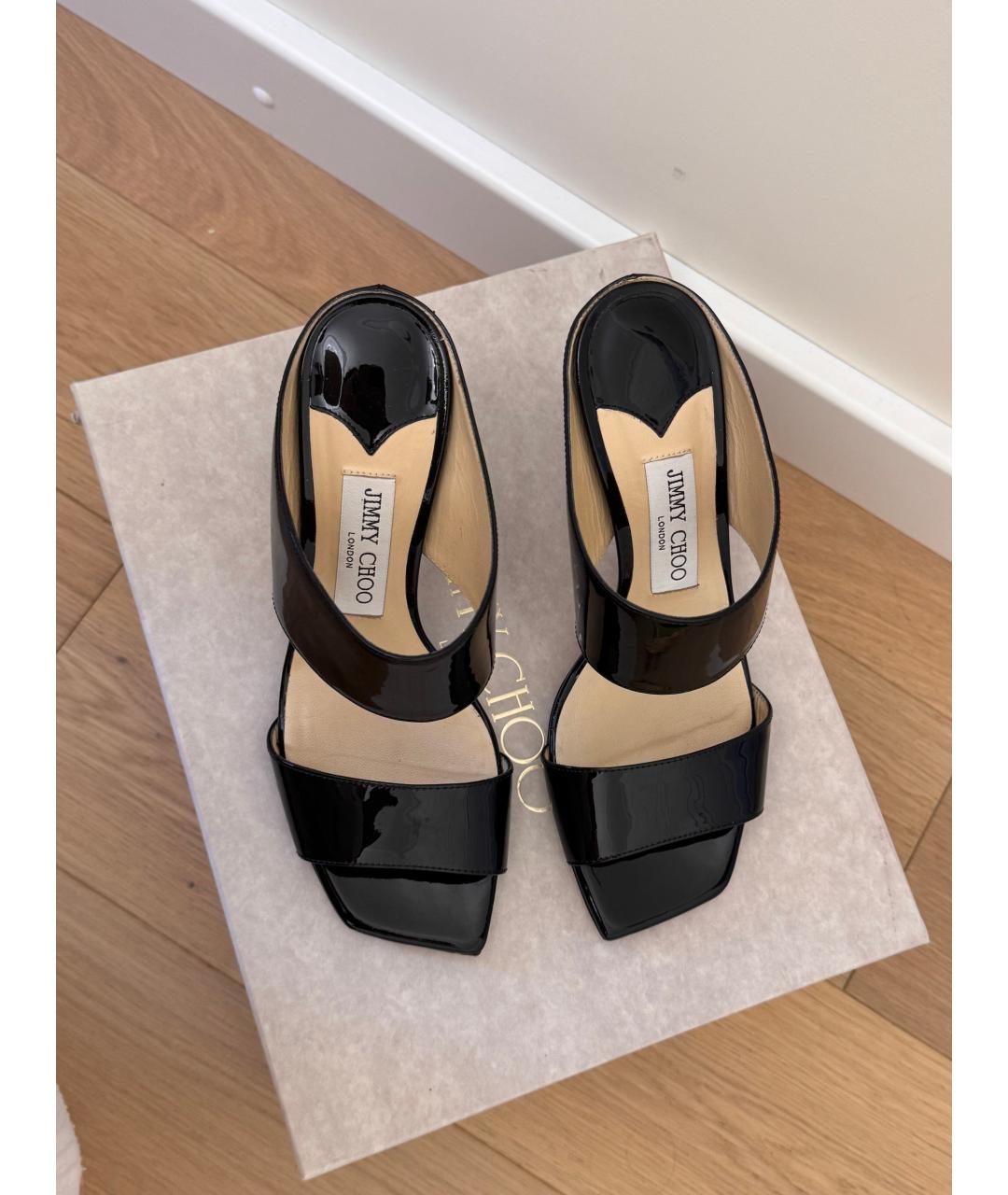 JIMMY CHOO Черные туфли из лакированной кожи, фото 3