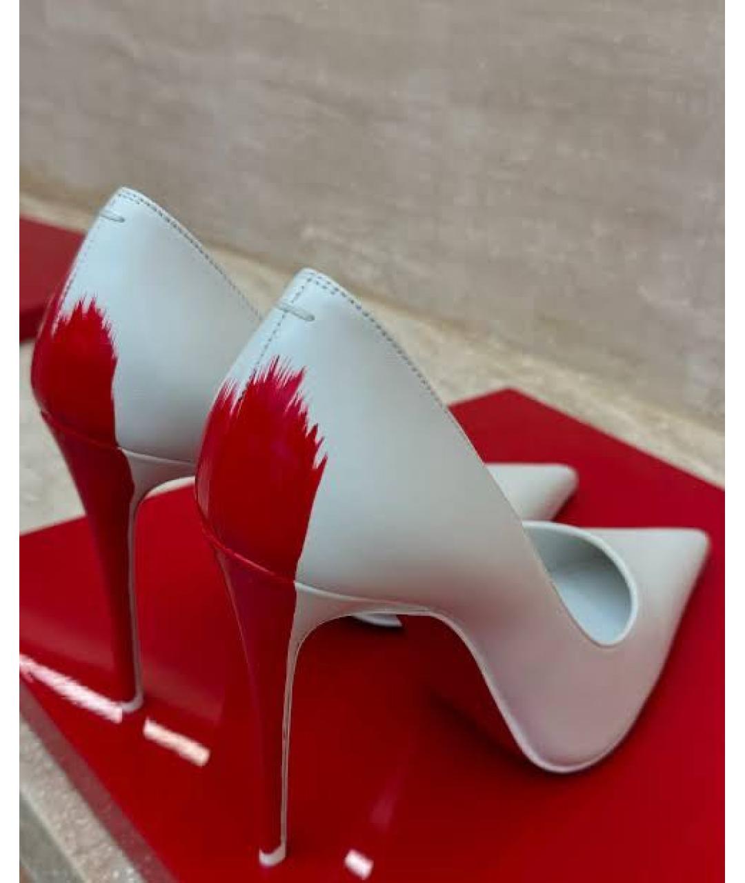 CHRISTIAN LOUBOUTIN Белые кожаные туфли, фото 3