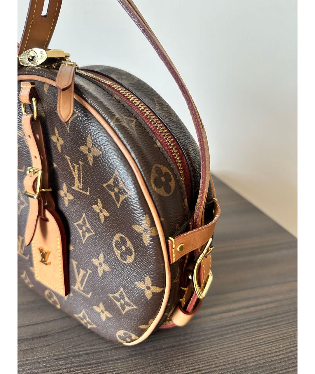 LOUIS VUITTON Коричневая кожаная сумка через плечо, фото 5