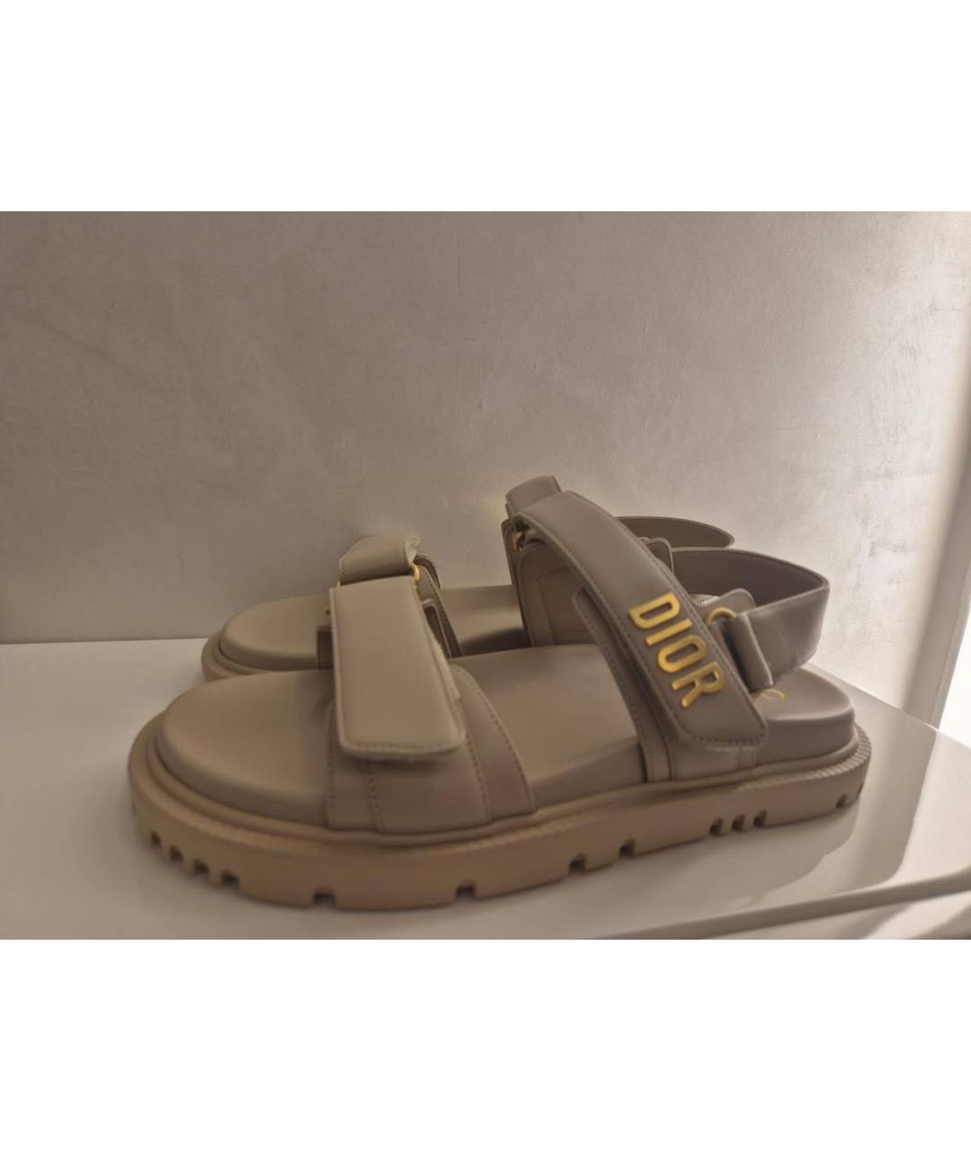 CHRISTIAN DIOR Бежевые кожаные сандалии, фото 4