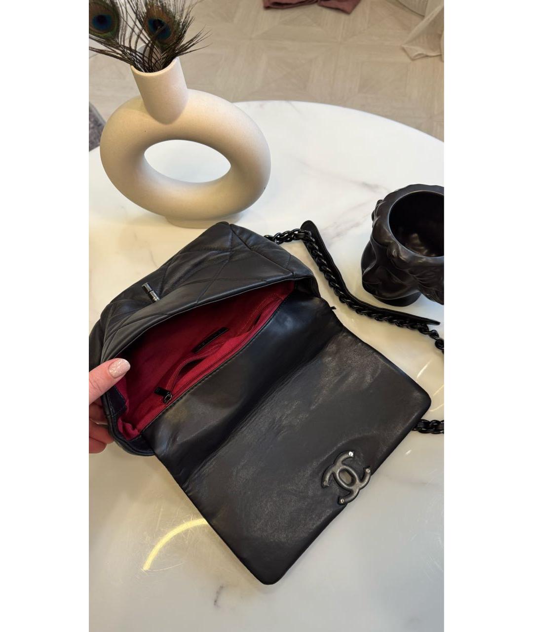 CHANEL Черная кожаная сумка через плечо, фото 4