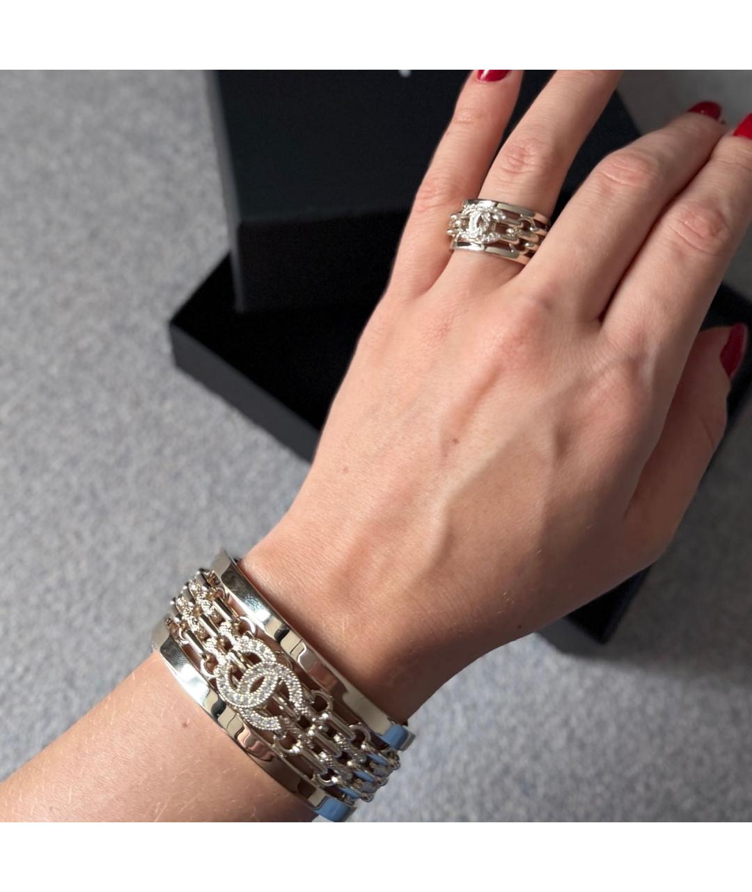 CHANEL Золотой металлический браслет, фото 3