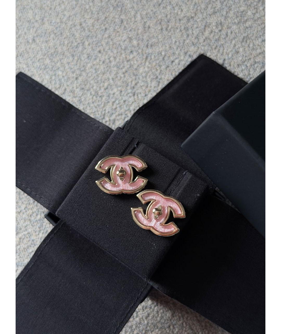 CHANEL Розовые металлические серьги, фото 5