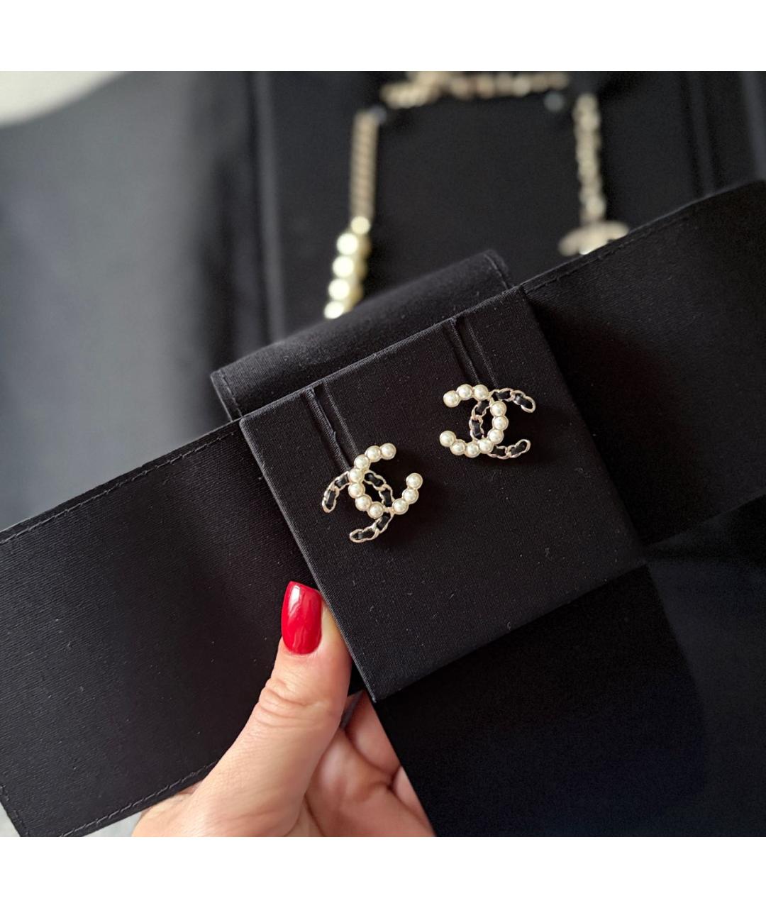 CHANEL Черные металлические серьги, фото 2