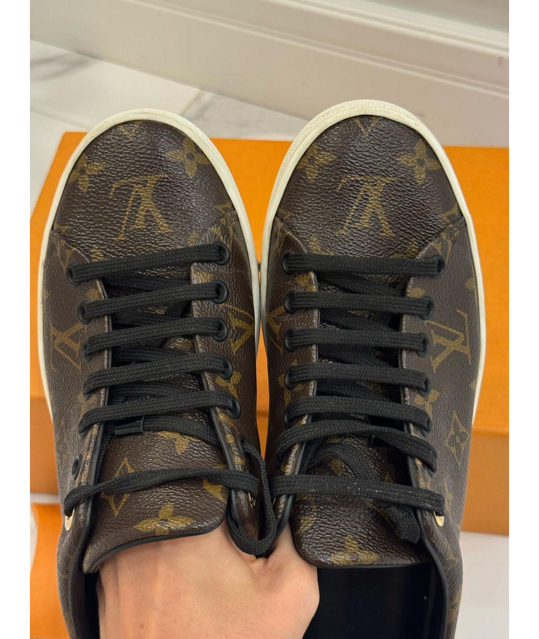LOUIS VUITTON Коричневые кожаные кеды, фото 6