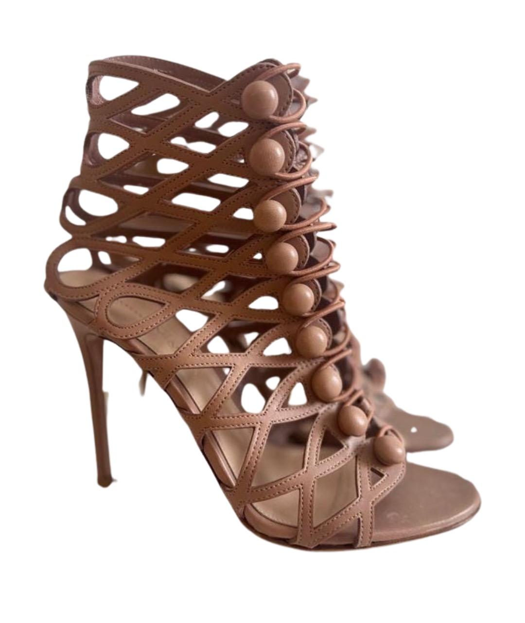 GIANVITO ROSSI Бежевые кожаные босоножки, фото 10