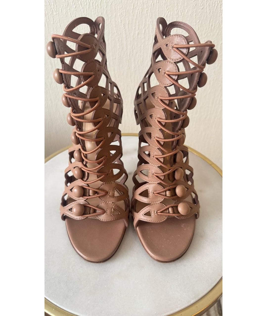 GIANVITO ROSSI Бежевые кожаные босоножки, фото 6