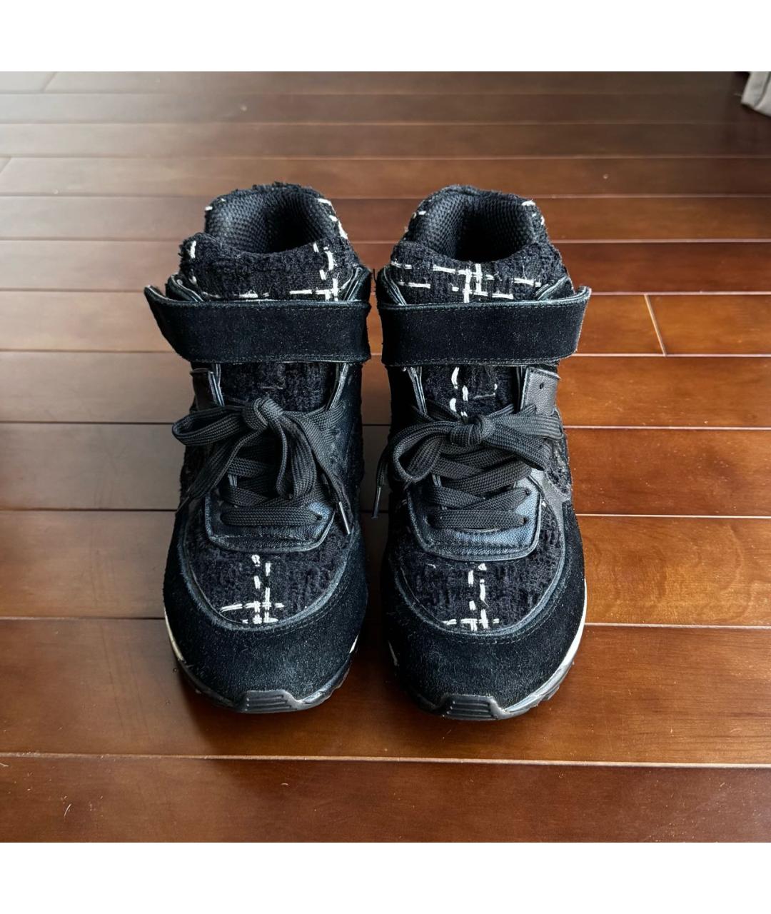 CHANEL Черные замшевые кроссовки, фото 2