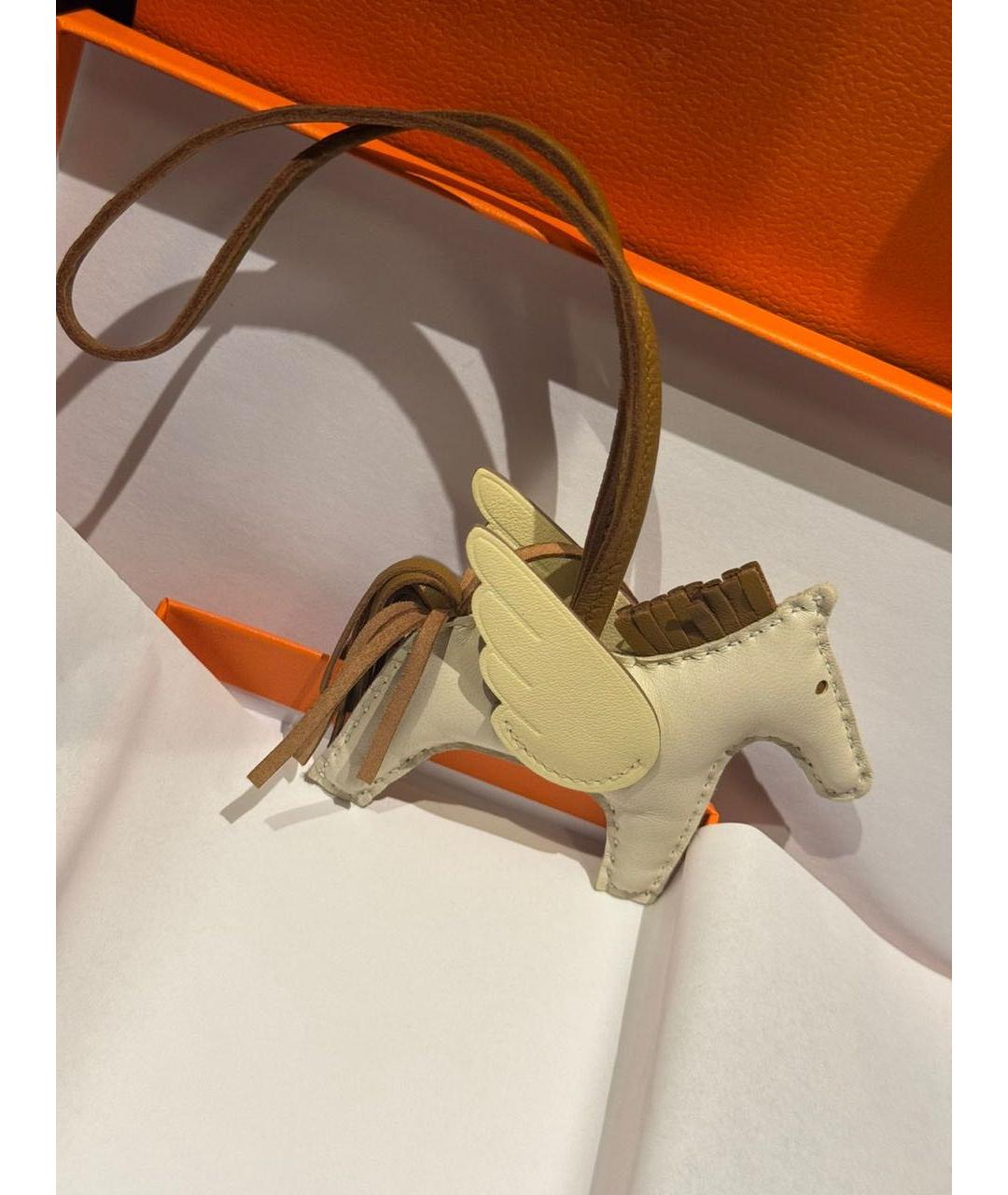 HERMES Бежевый брелок, фото 3