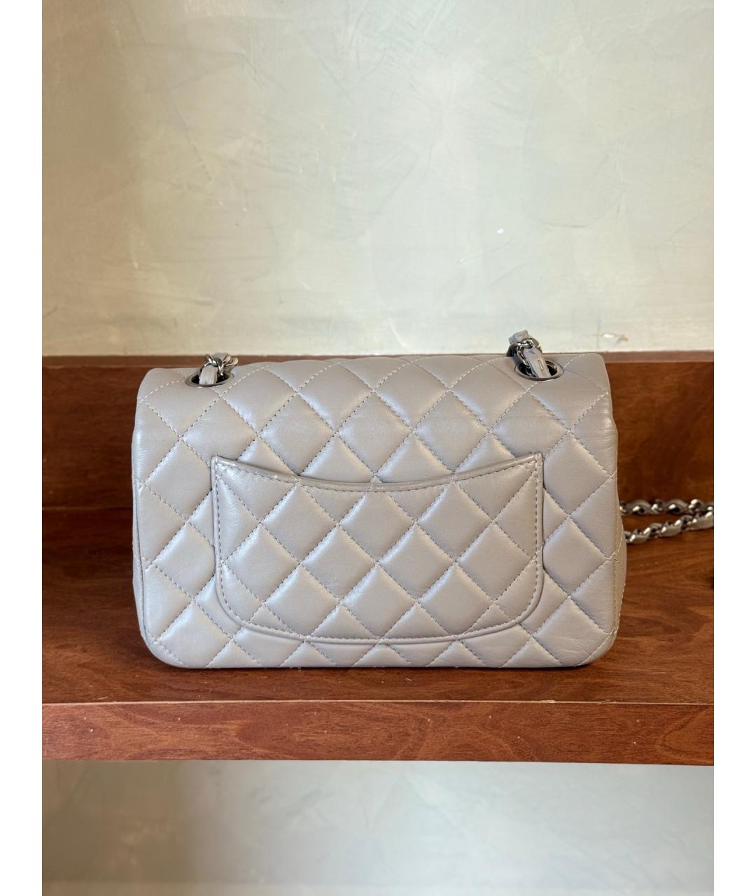 CHANEL Серая кожаная сумка через плечо, фото 5