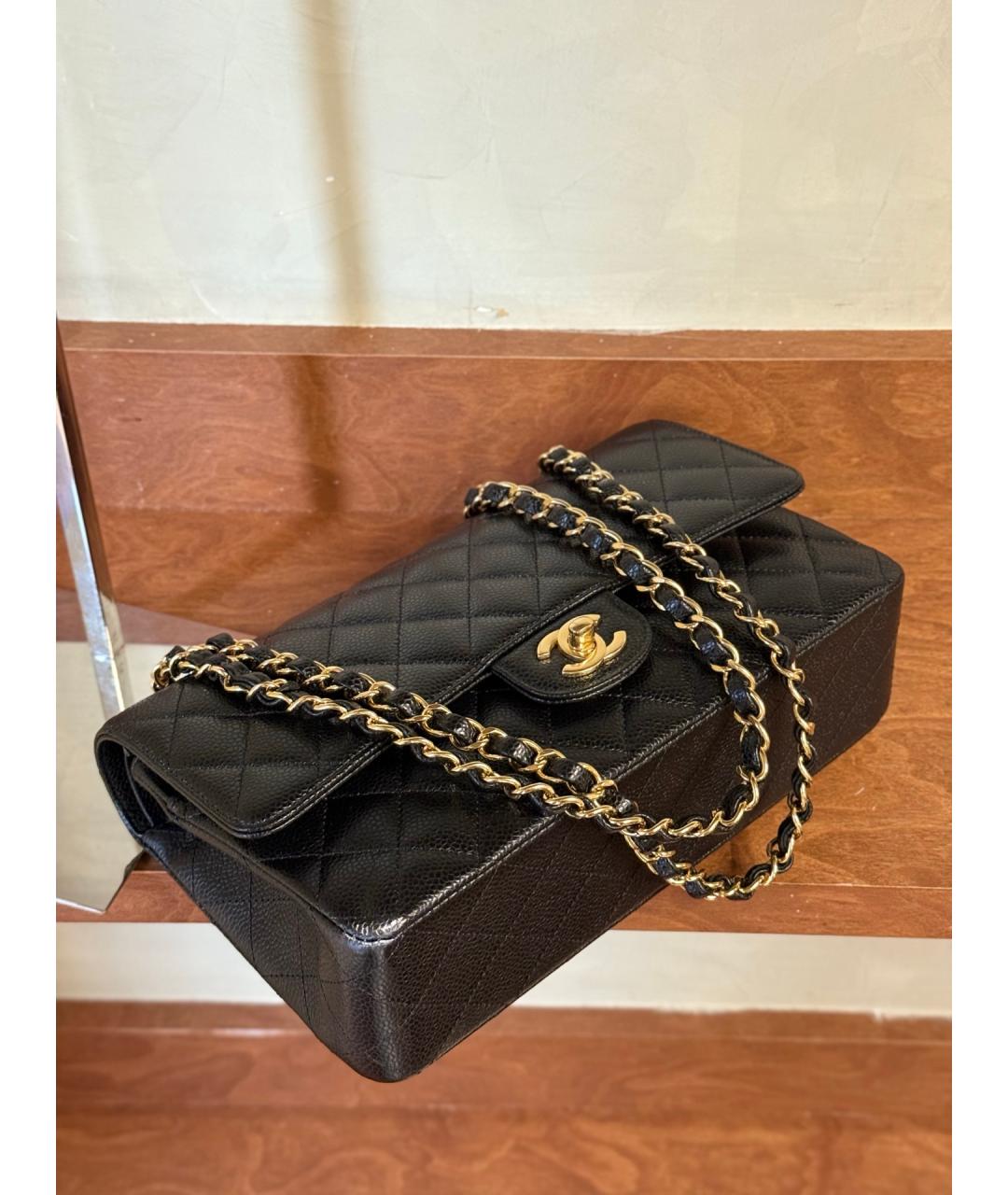 CHANEL Черная кожаная сумка через плечо, фото 9