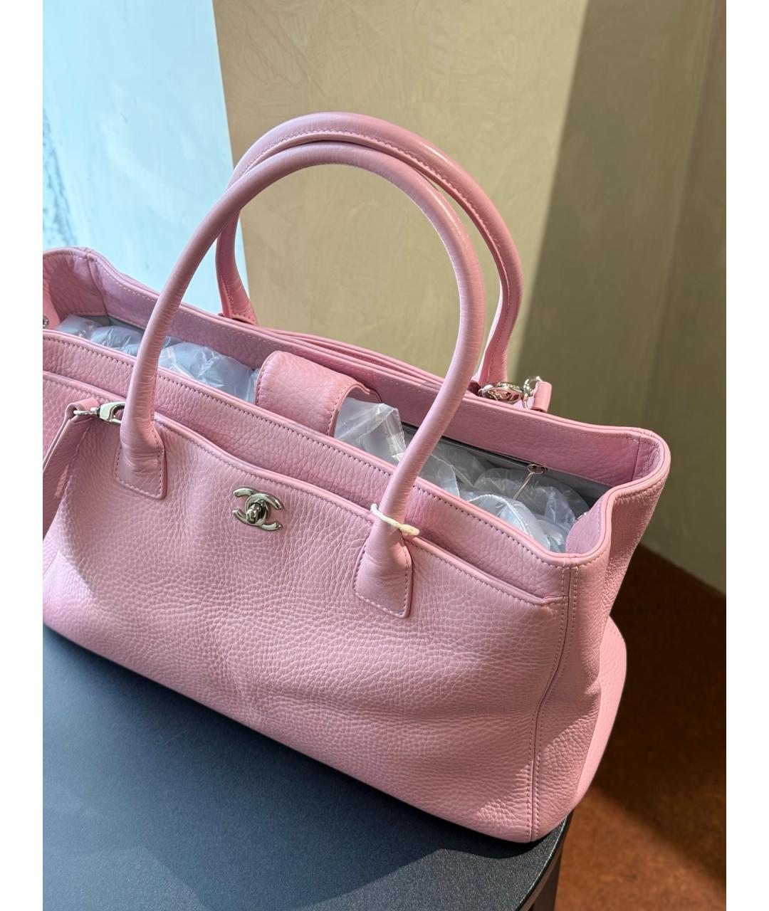 CHANEL Розовая кожаная сумка через плечо, фото 3