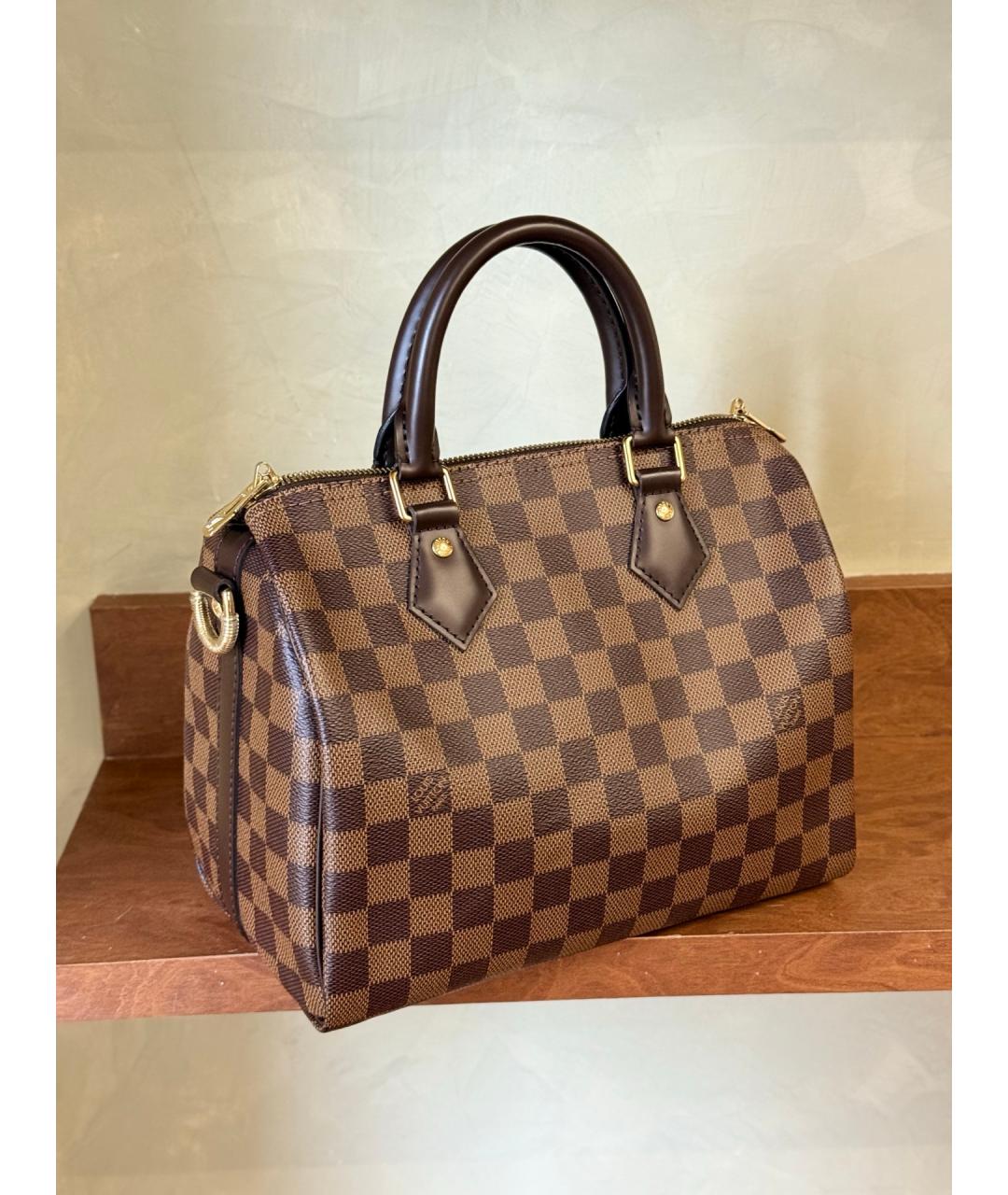 LOUIS VUITTON Коричневая сумка через плечо из искусственной кожи, фото 5