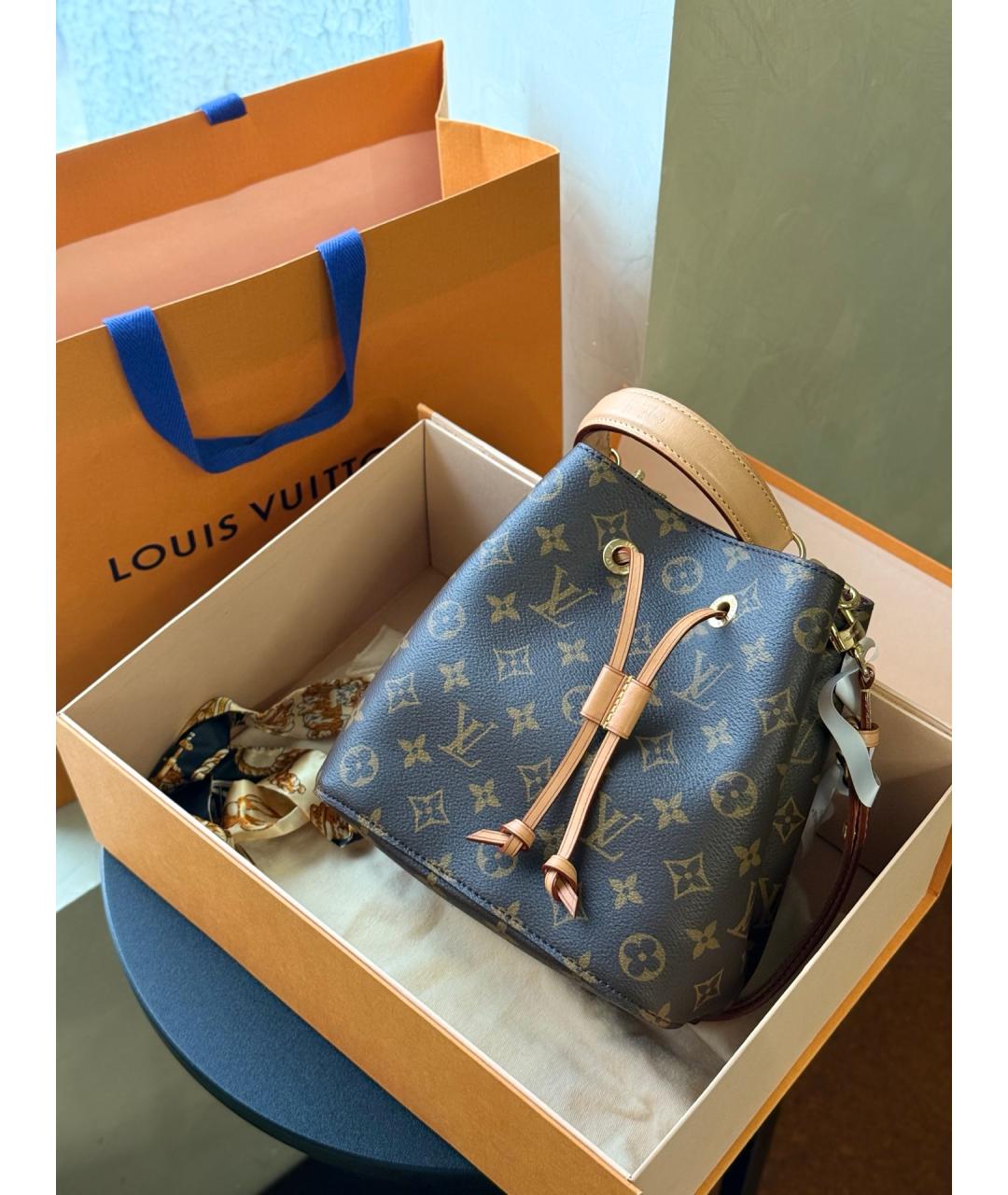 LOUIS VUITTON Коричневая сумка через плечо из искусственной кожи, фото 2