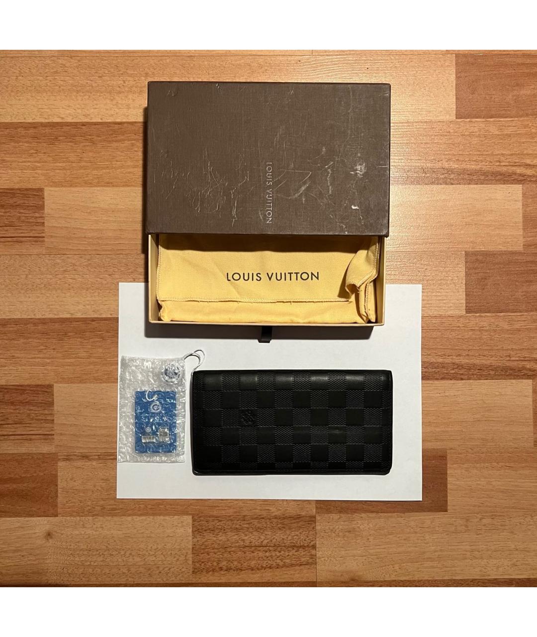 LOUIS VUITTON Черный кожаный кошелек, фото 2