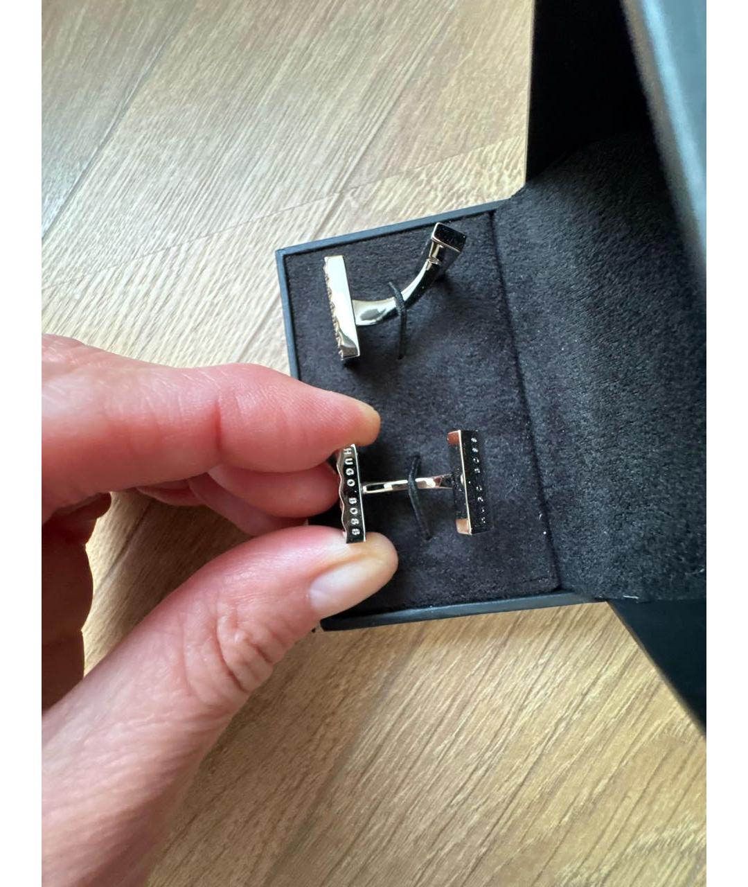 HUGO BOSS Серебряные металлические запонки, фото 3