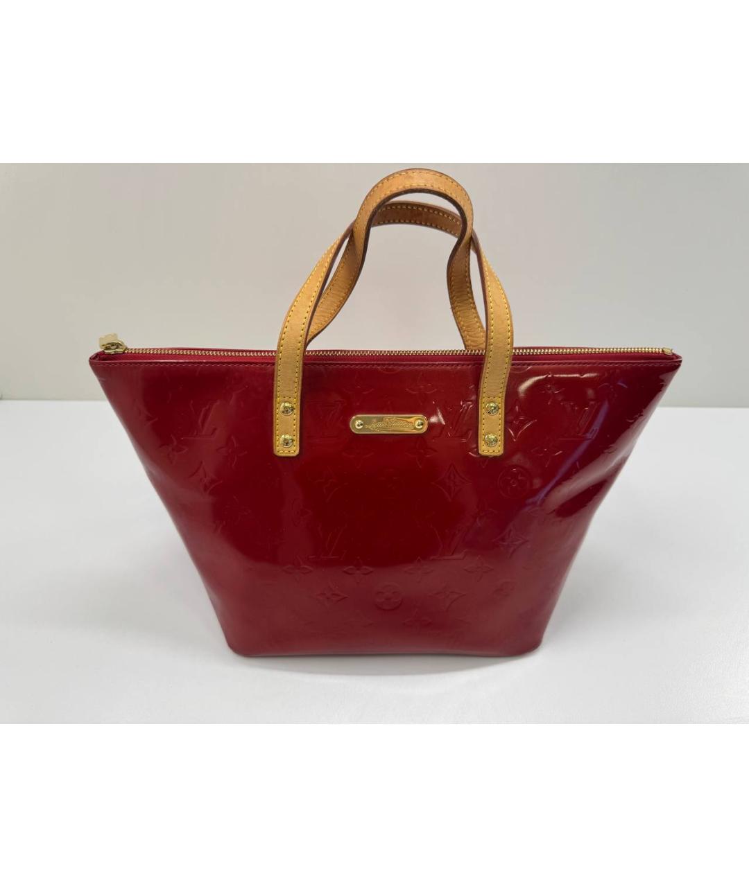 LOUIS VUITTON Красная сумка с короткими ручками из лакированной кожи, фото 2