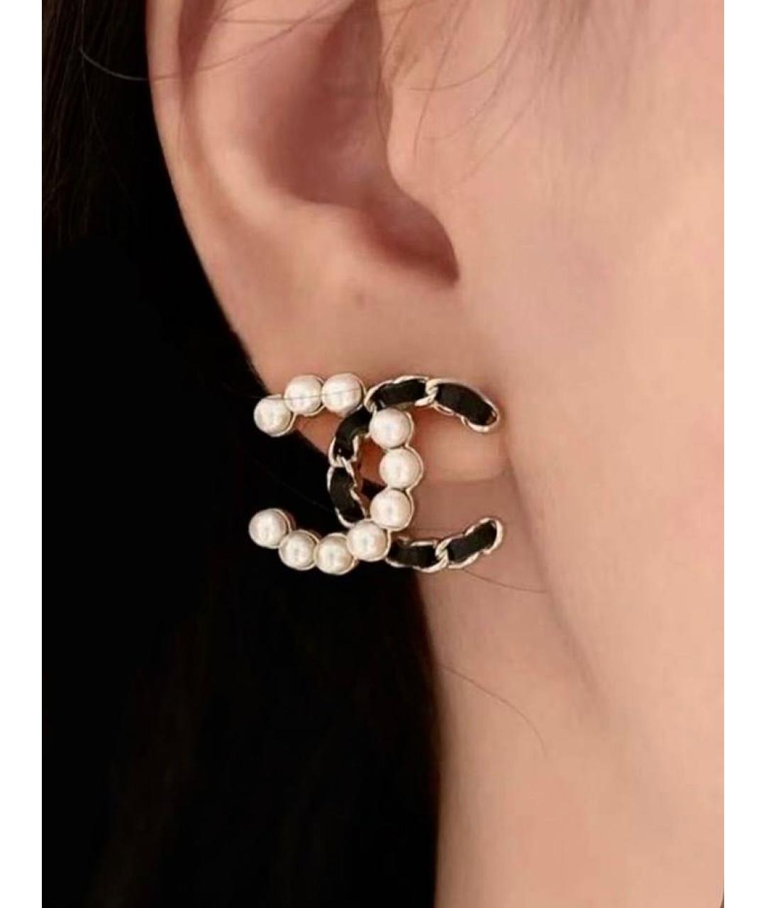 CHANEL Золотые металлические серьги, фото 6