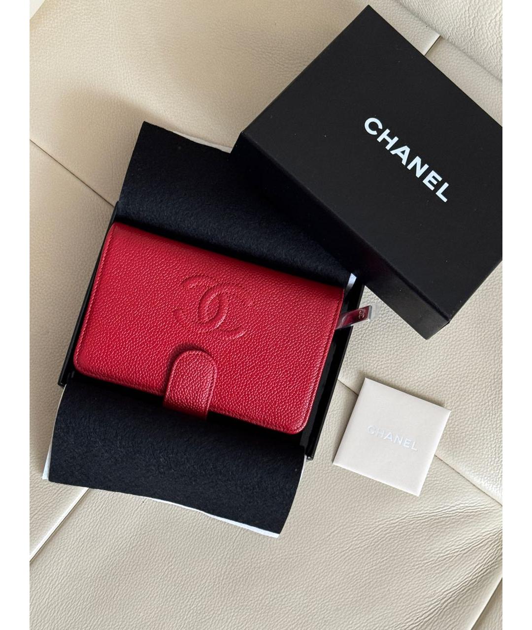 CHANEL Красный кожаный кошелек, фото 2