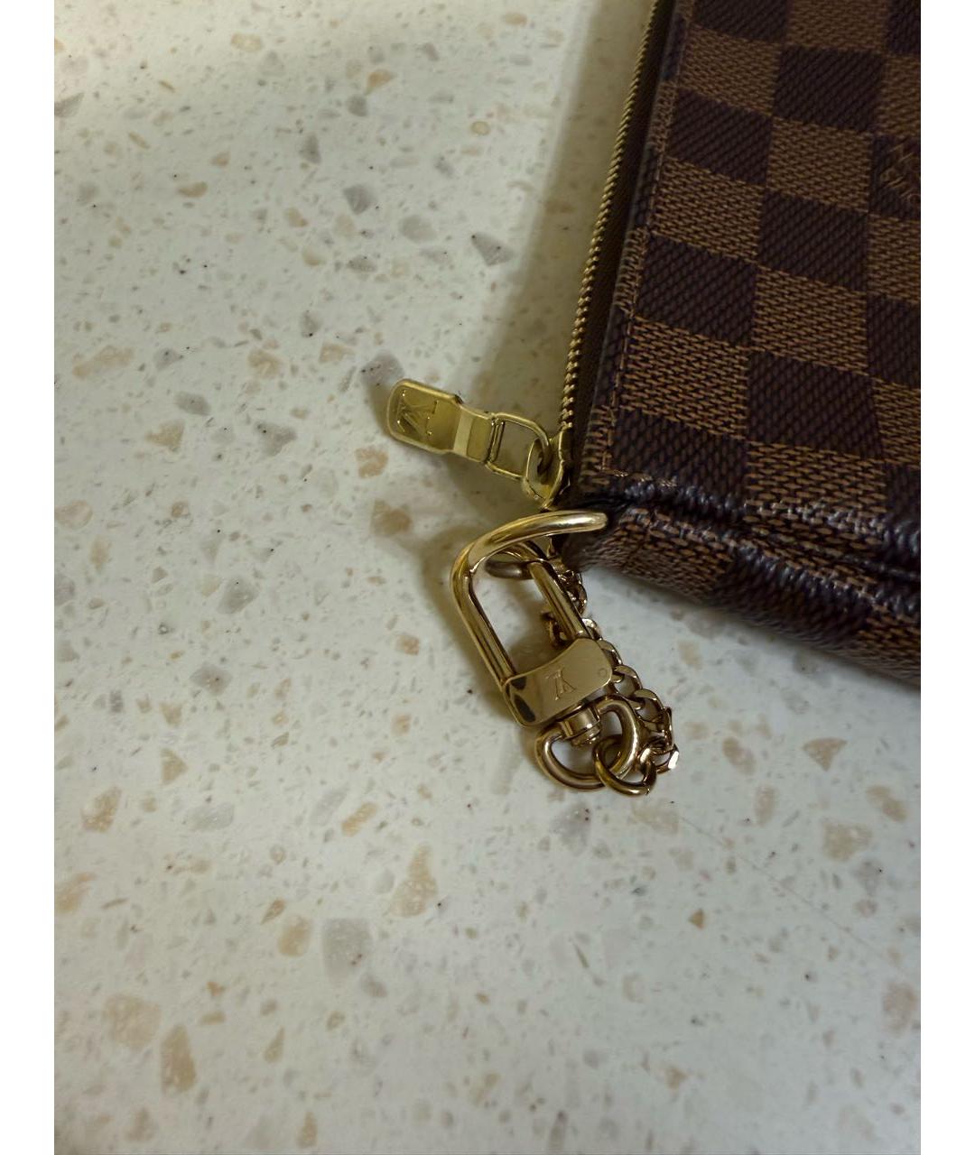 LOUIS VUITTON Коричневая кожаная сумка с короткими ручками, фото 6