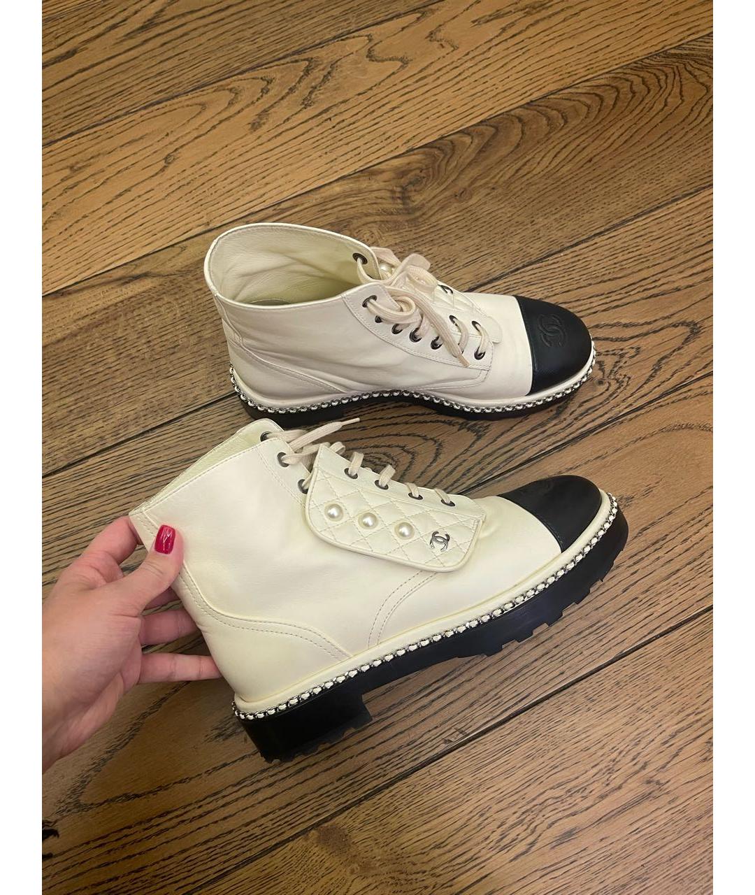 CHANEL Бежевые кожаные ботинки, фото 7