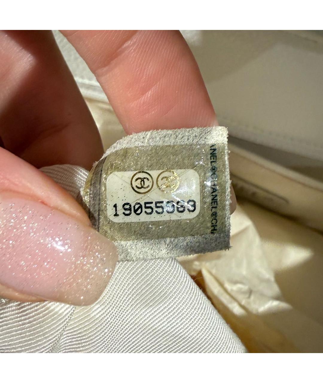 CHANEL Белая кожаная сумка через плечо, фото 8