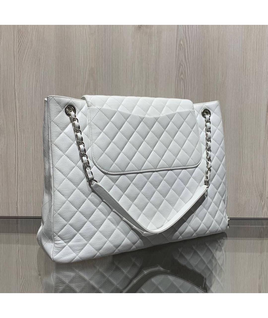 CHANEL Белая кожаная сумка через плечо, фото 2