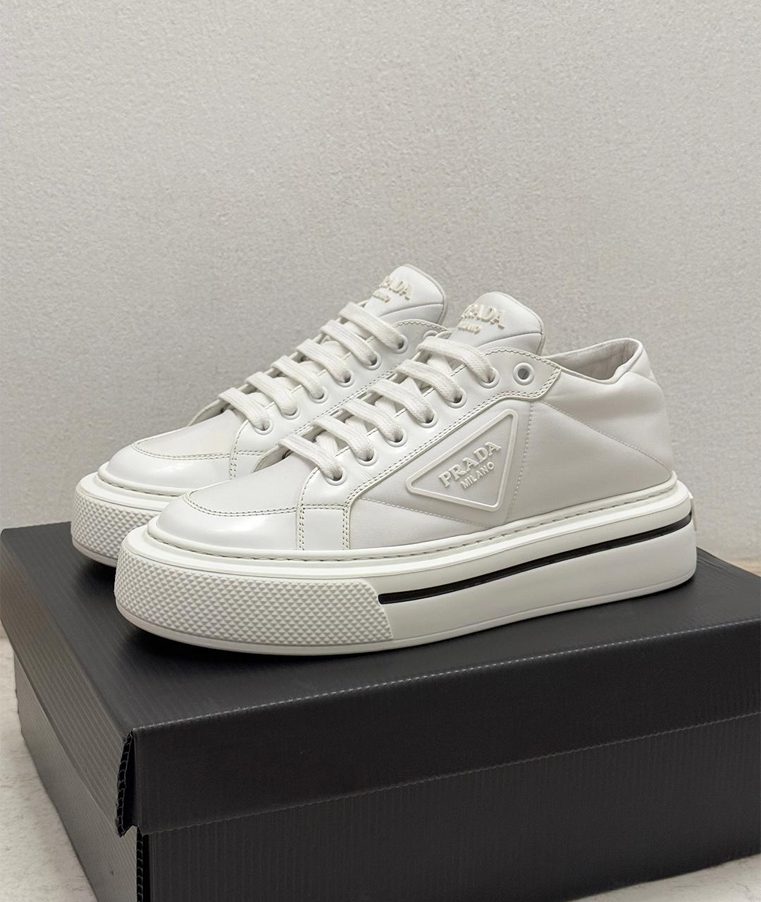 PRADA Белые кожаные кеды, фото 2