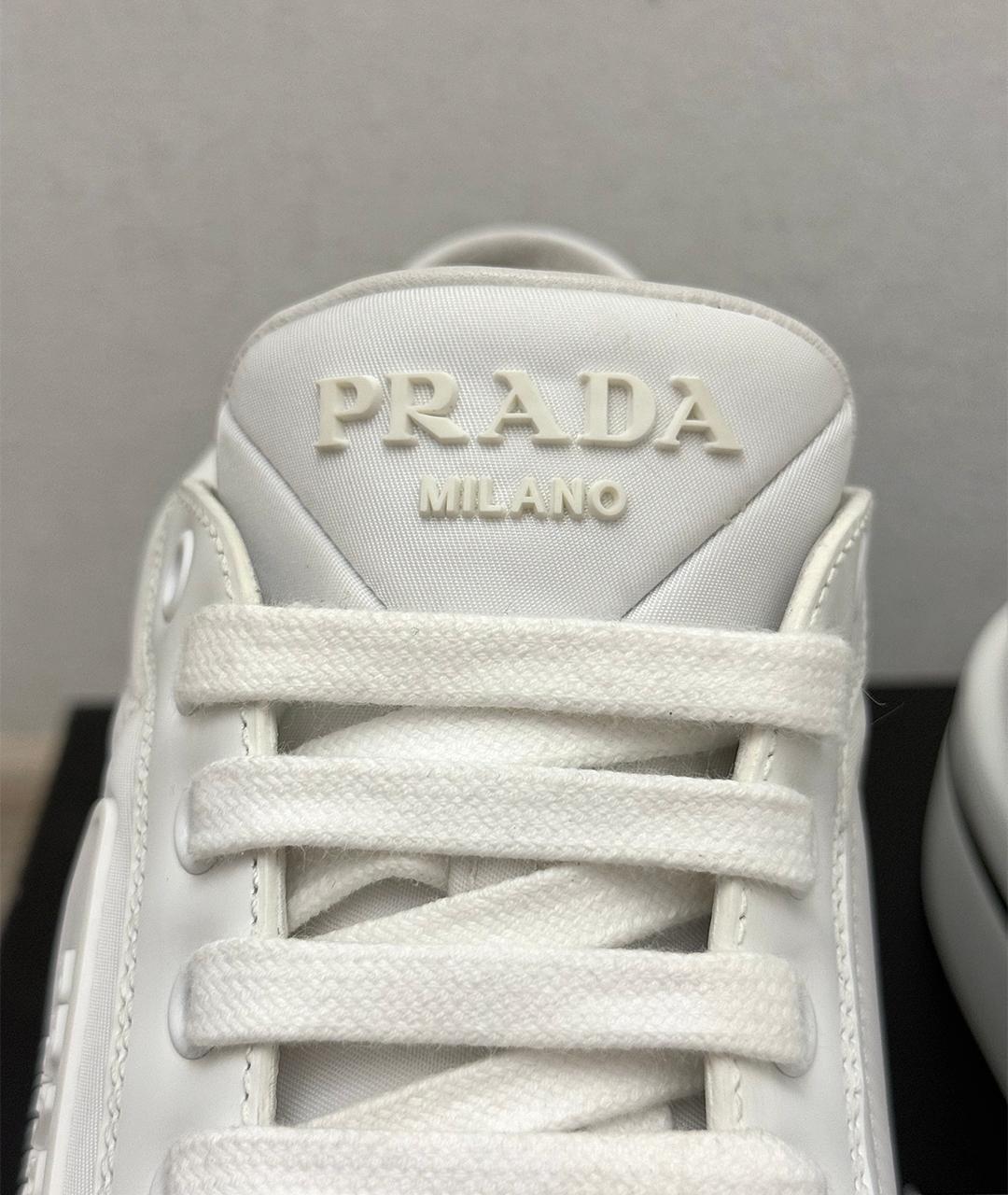 PRADA Белые кожаные кеды, фото 9