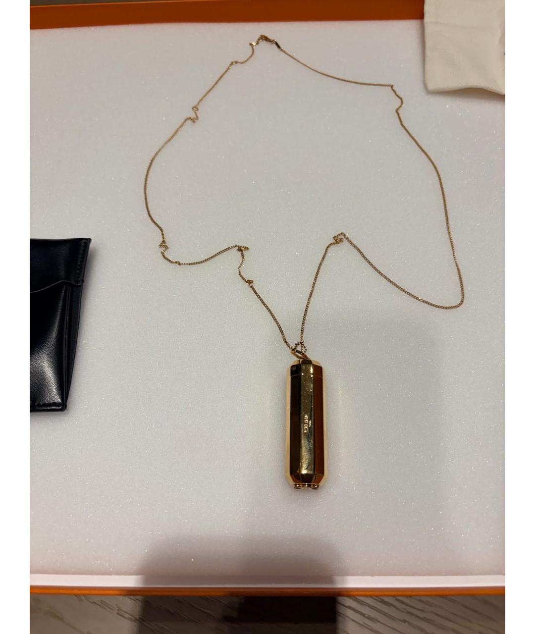 CELINE Золотая металлическая подвеска, фото 5