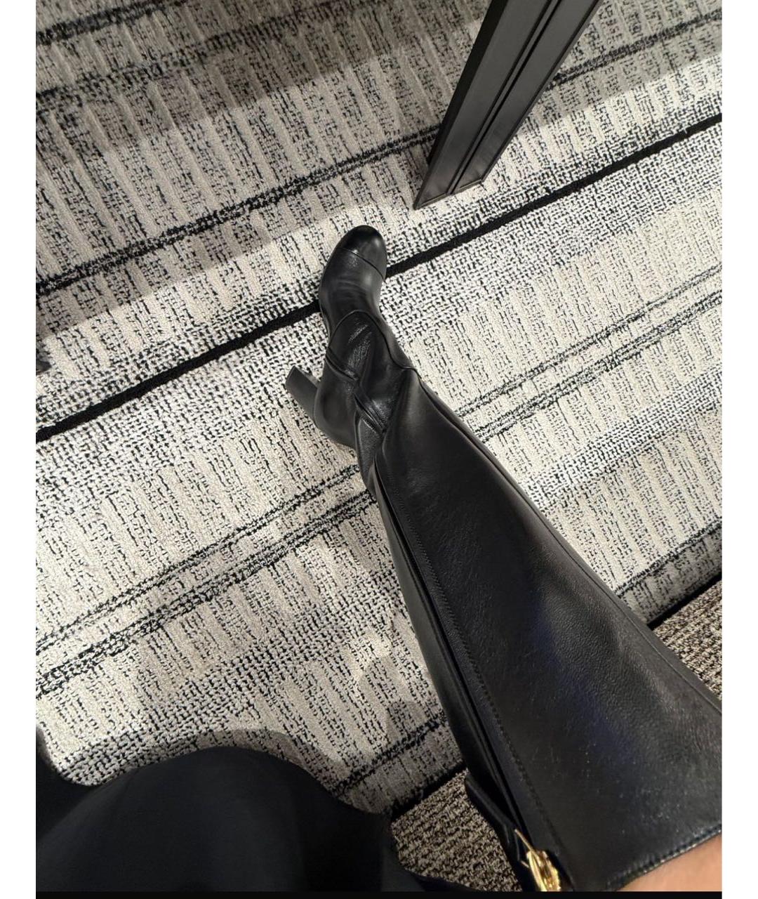 CHANEL Черные кожаные сапоги, фото 3
