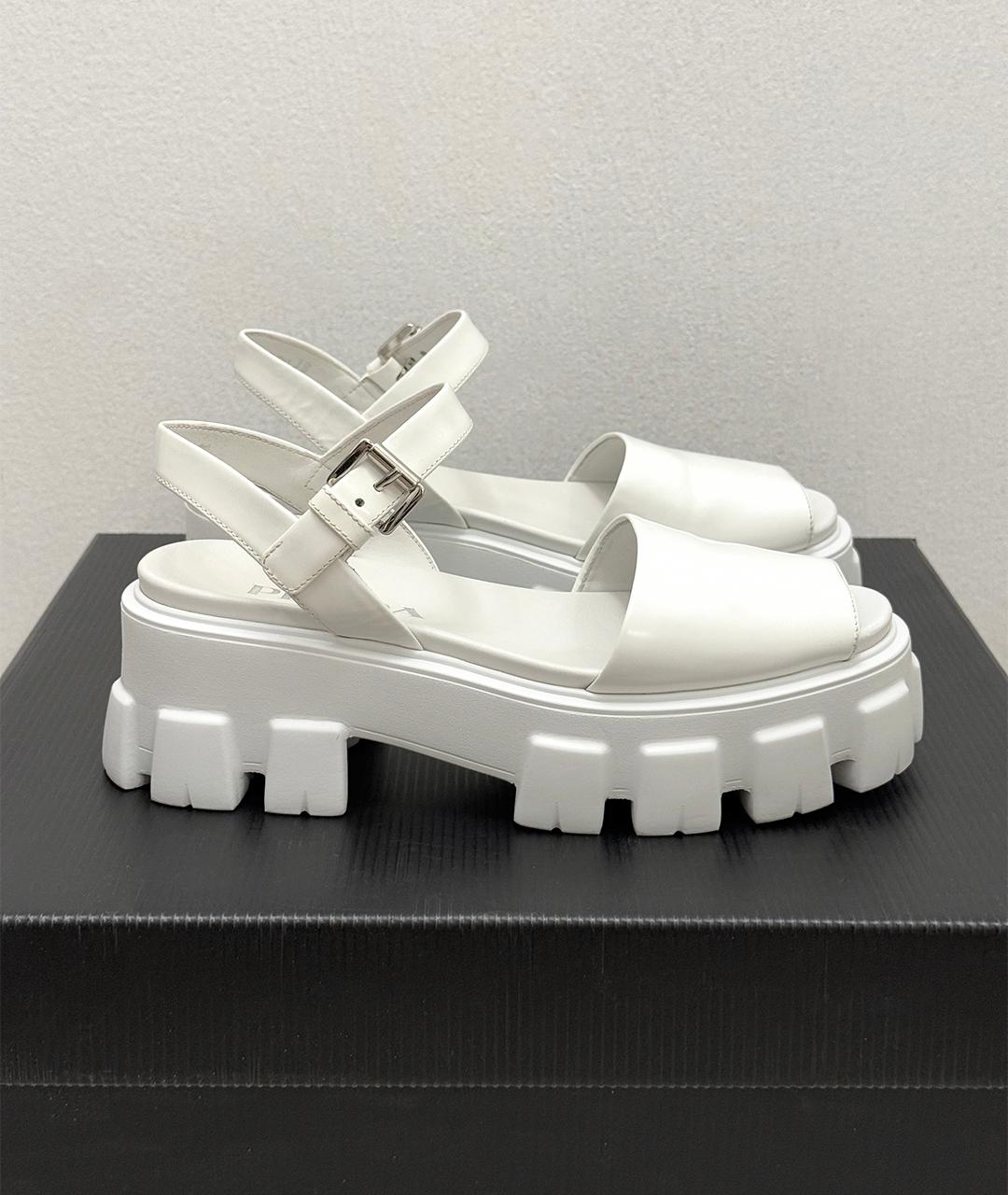 PRADA Белые кожаные сандалии, фото 3