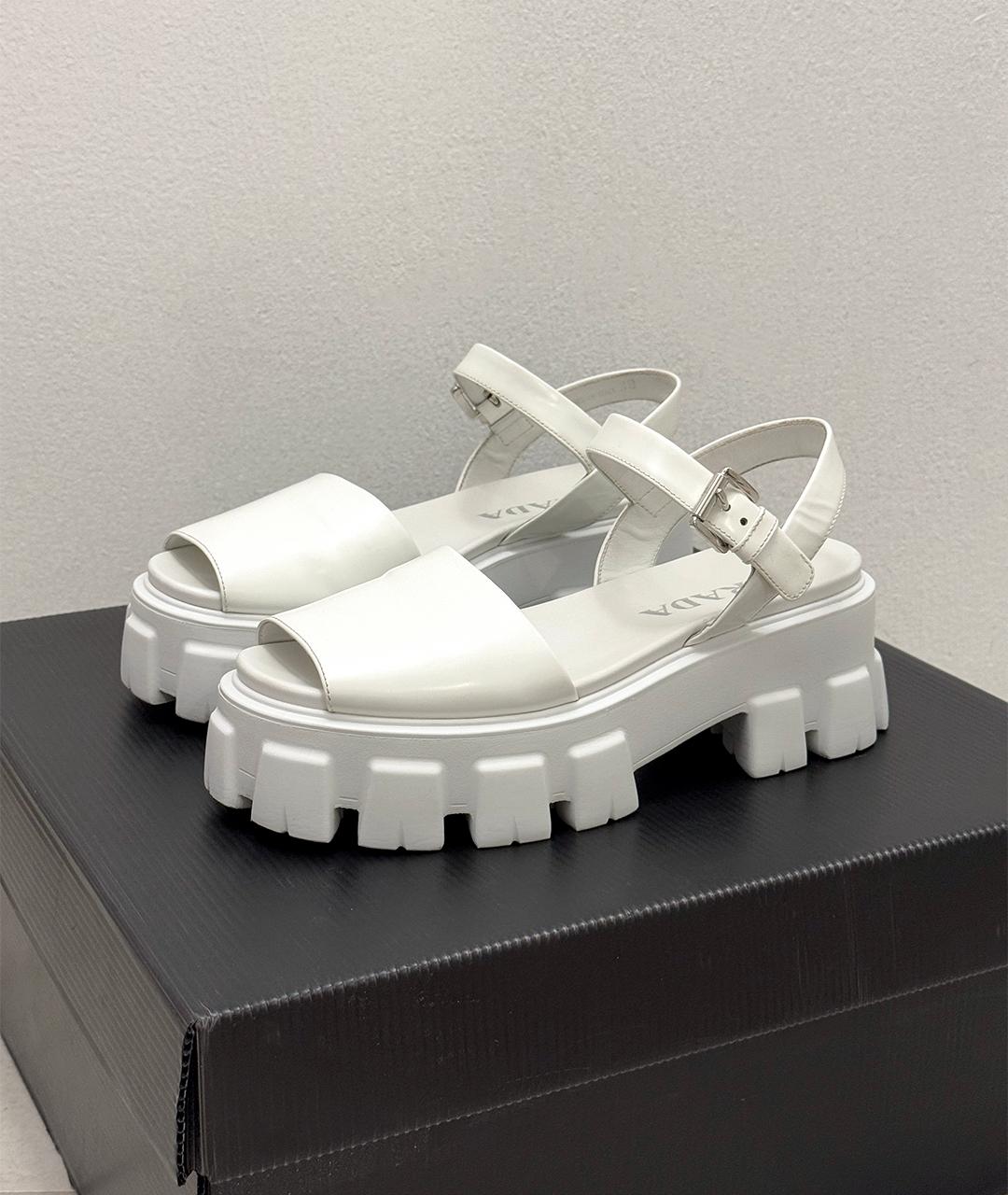 PRADA Белые кожаные сандалии, фото 2