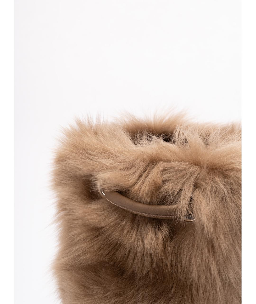 BLANCHA Бежевая меховая сумка с короткими ручками, фото 4