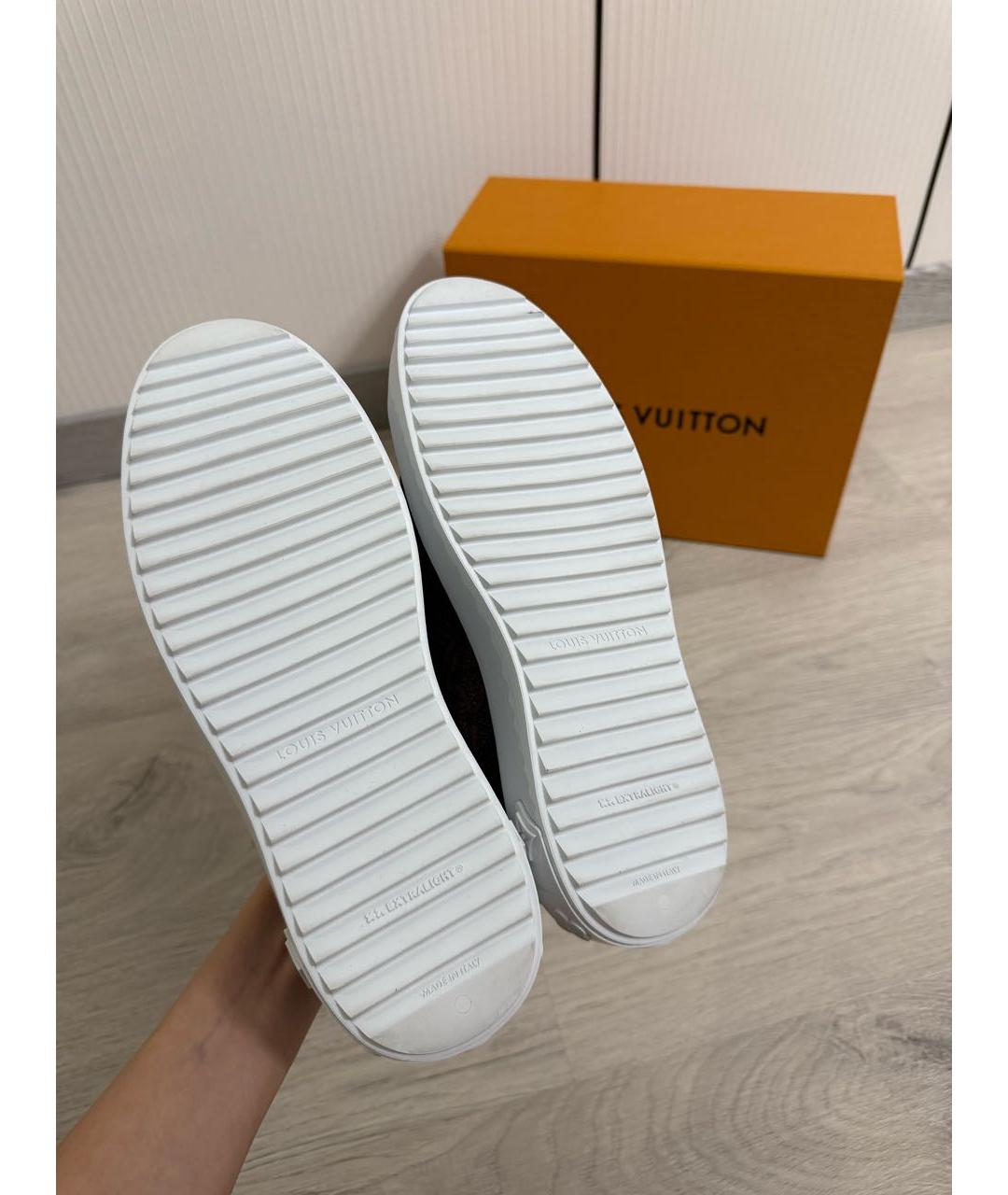 LOUIS VUITTON Коричневые замшевые кроссовки, фото 7