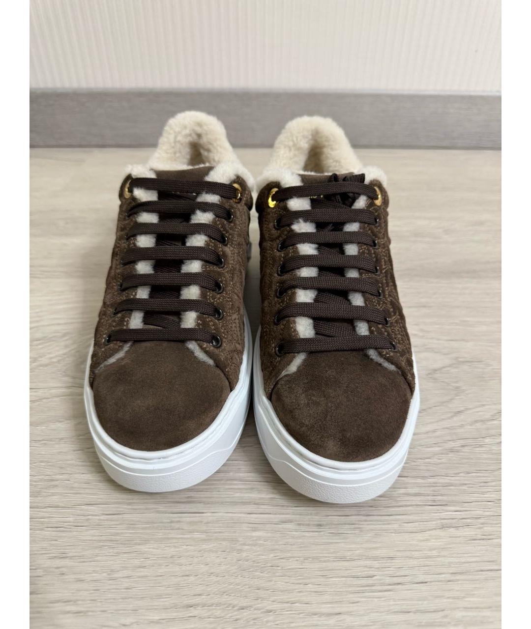 LOUIS VUITTON Коричневые замшевые кроссовки, фото 2