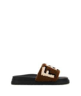 FENDI Шлепанцы