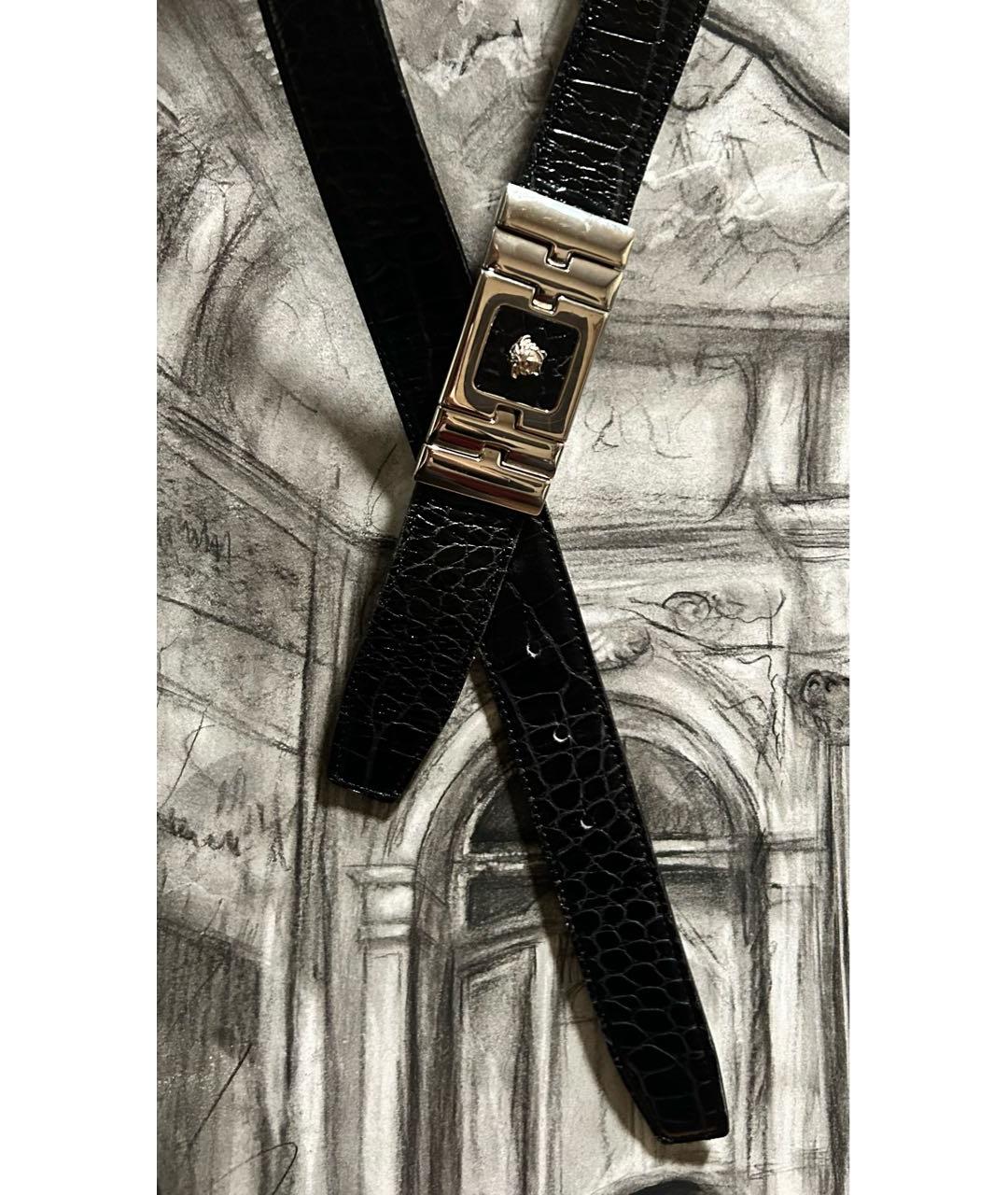 VERSACE Черный ремень из лакированной кожи, фото 2