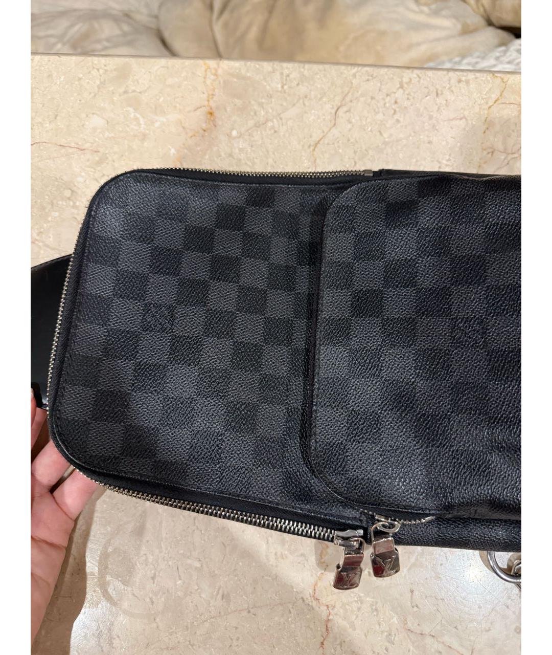 LOUIS VUITTON Антрацитовая кожаная барсетка, фото 8