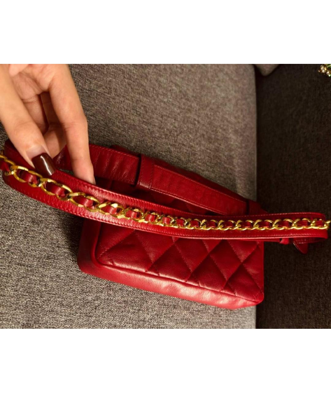CHANEL Красная кожаная поясная сумка, фото 8