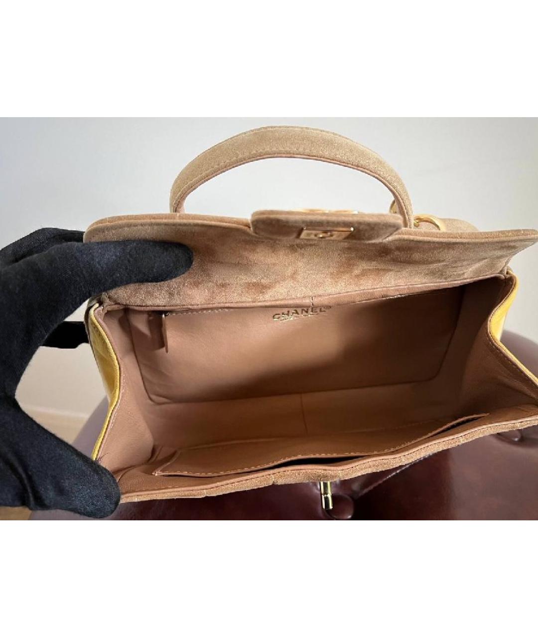 CHANEL Бежевая замшевая сумка с короткими ручками, фото 7