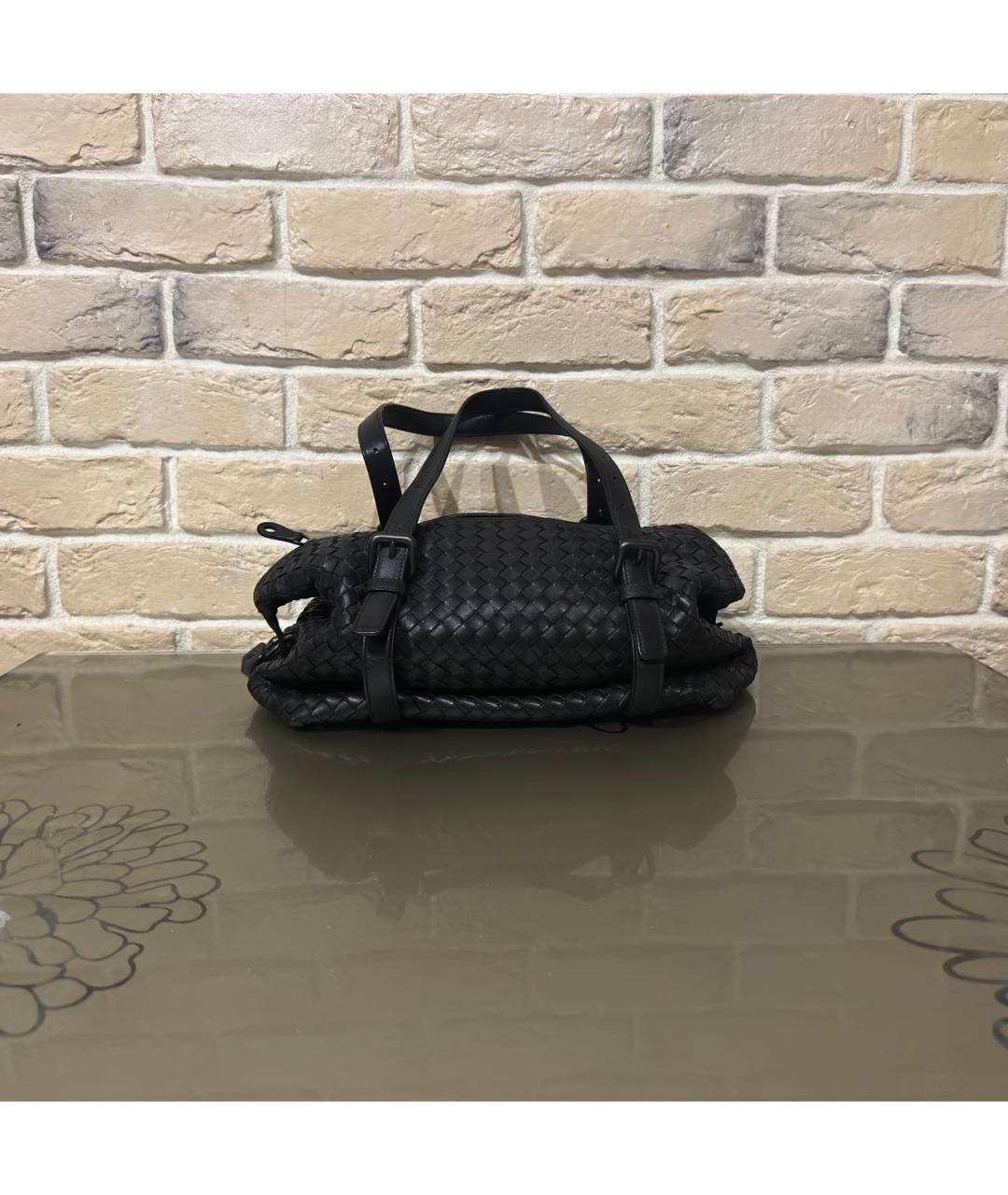 BOTTEGA VENETA Черная кожаная сумка с короткими ручками, фото 4