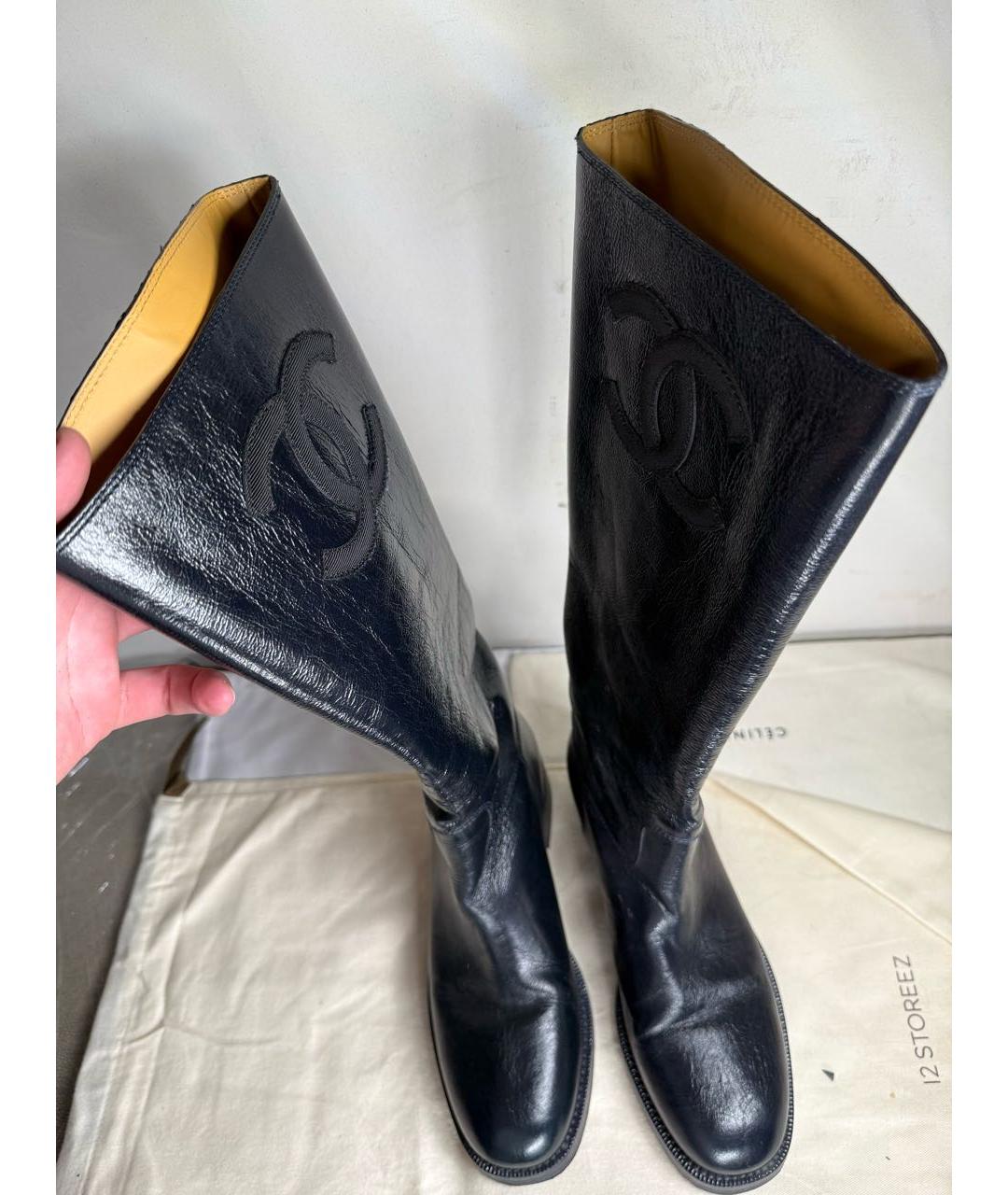 CHANEL Темно-синие кожаные сапоги, фото 2