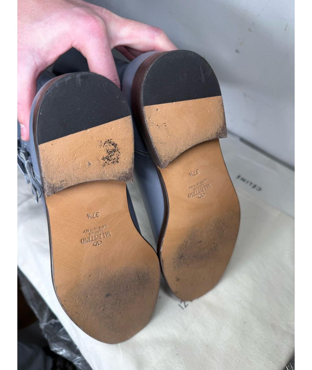 VALENTINO Серые кожаные сапоги, фото 5